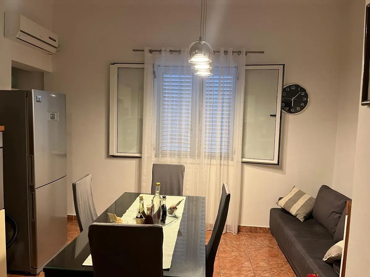 Apartment Bella With Terrace In Split Centre Croatia